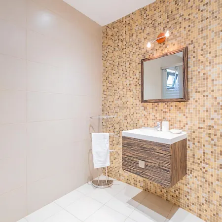 펜션 Cozy With Pool And Barbecue 알부페이라