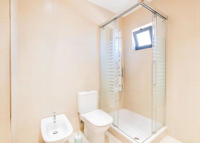 Cozy With Pool And Barbecue Сasa de vacaciones