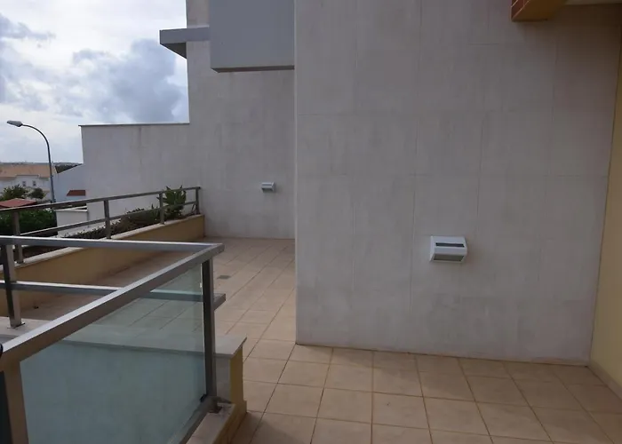 Cozy With Pool And Barbecue *